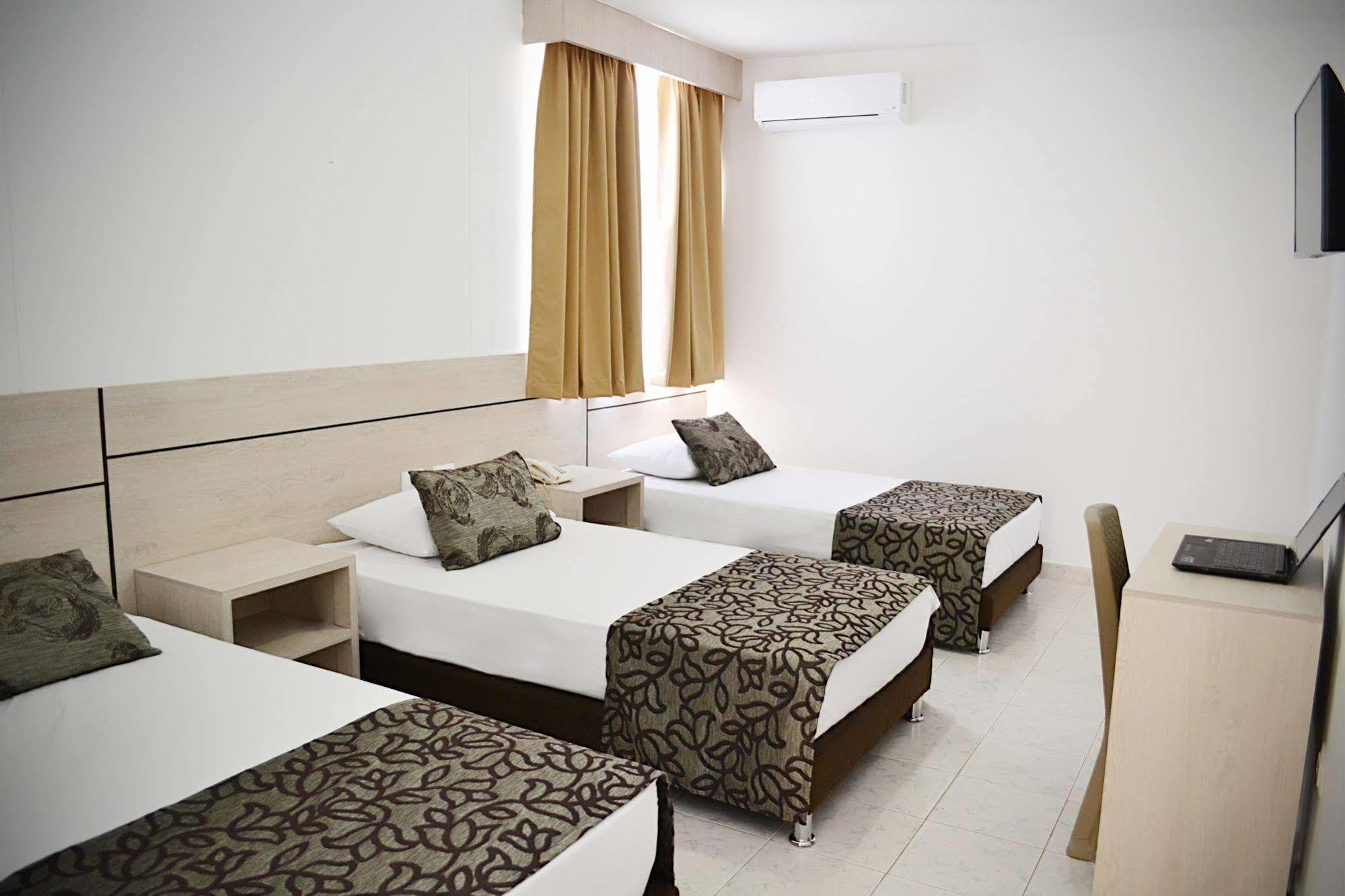Hotel Kurakata บาเยดูปาร์ ภายนอก รูปภาพ