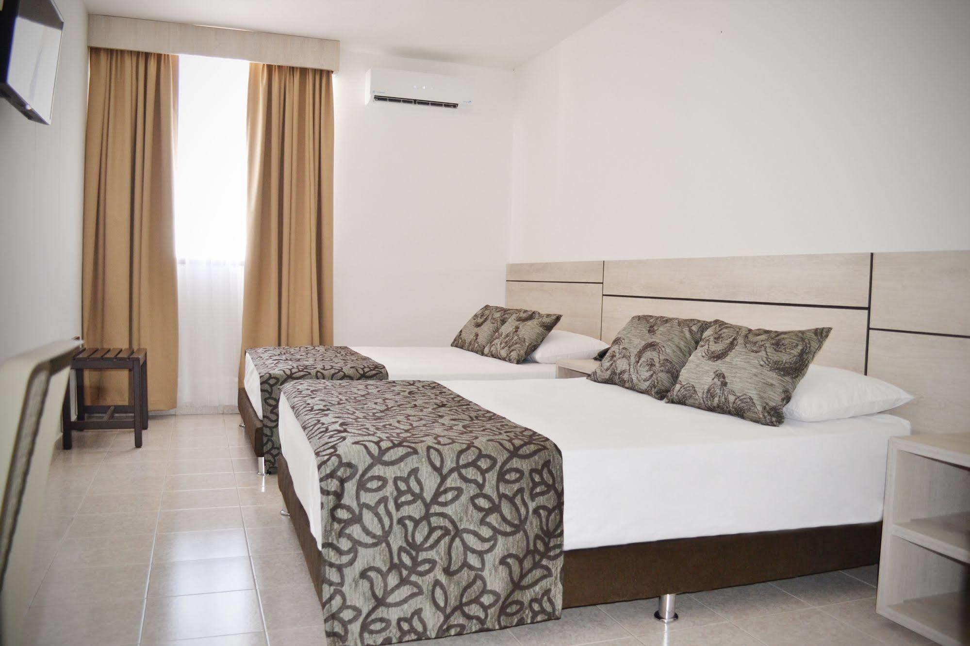 Hotel Kurakata บาเยดูปาร์ ภายนอก รูปภาพ